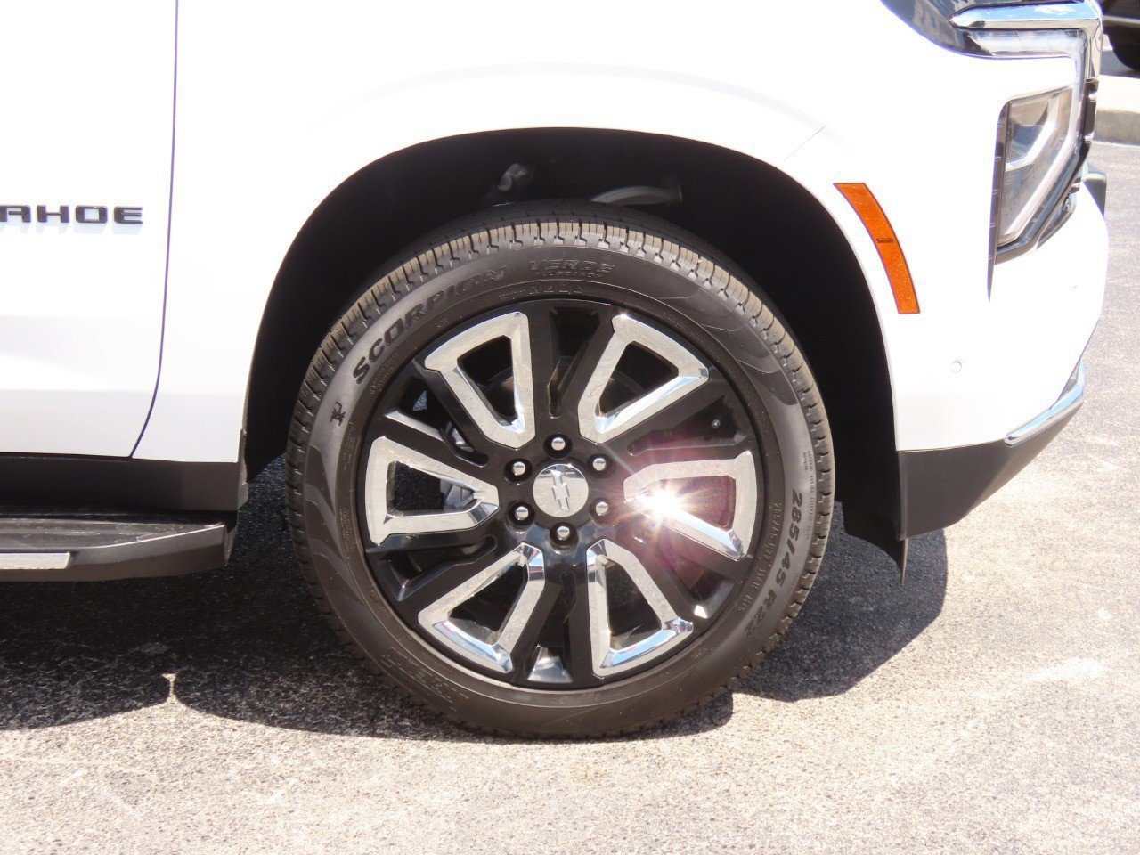 Used 2026 Chevrolet Tahoe LT w/ Comfort Package image 11