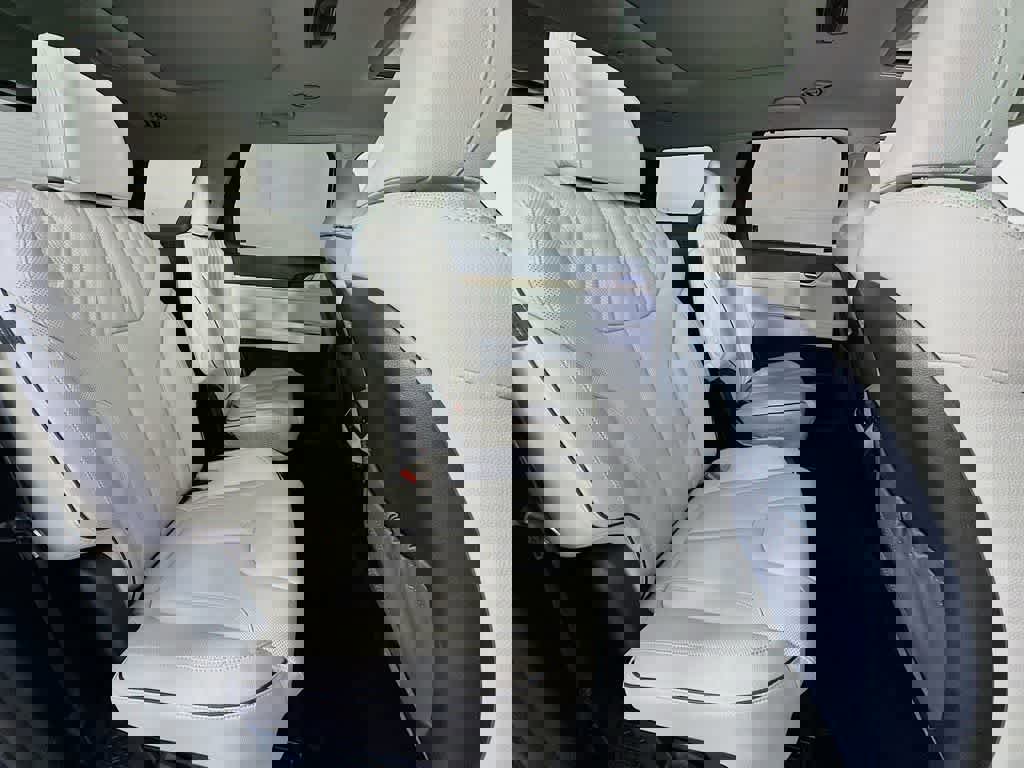 Used 2024 Hyundai Palisade Limited image 33