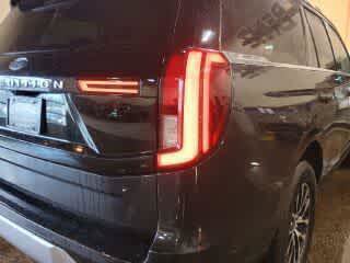 Certified 2025 Ford Expedition Platinum AWD/4WD image 38