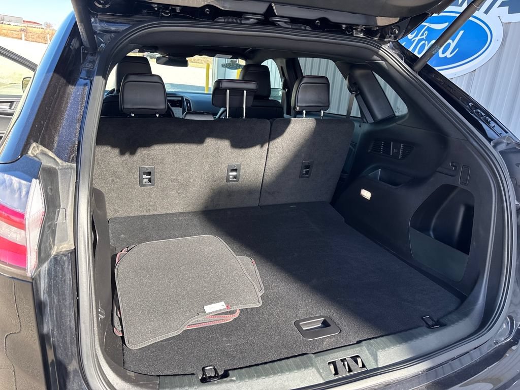 Certified 2024 Ford Edge ST-Line AWD/4WD image 29