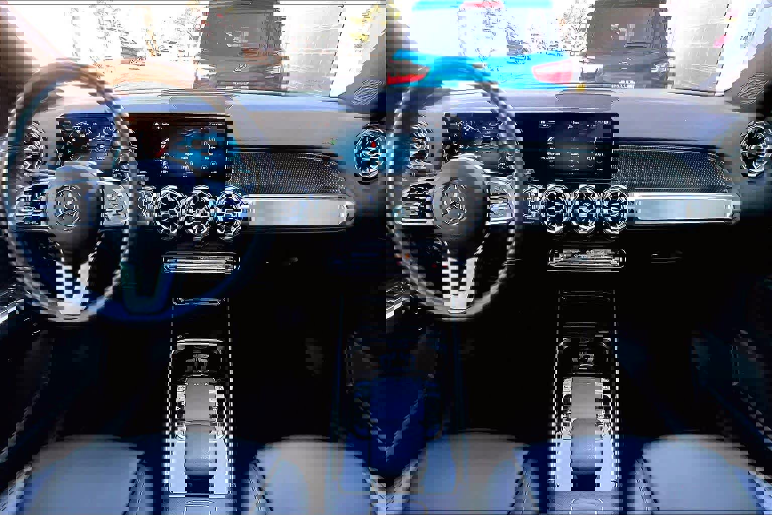 Used 2020 Mercedes-Benz GLB 250 image 17