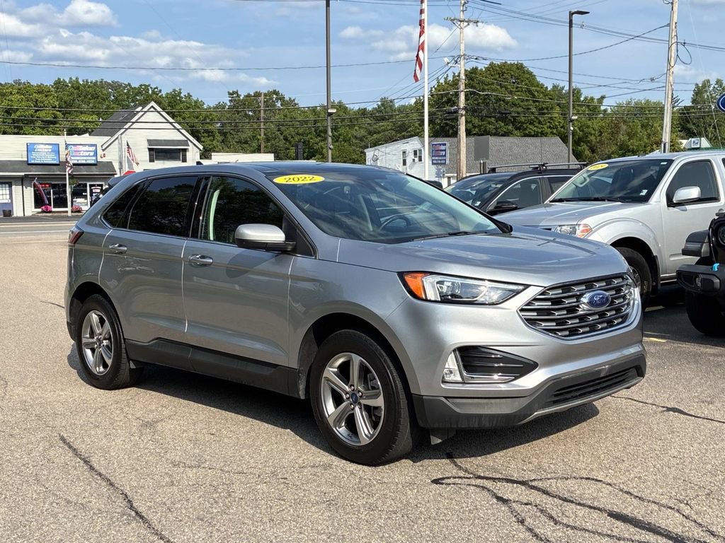 Certified 2022 Ford Edge SEL w/ Convenience Package AWD/4WD image 3