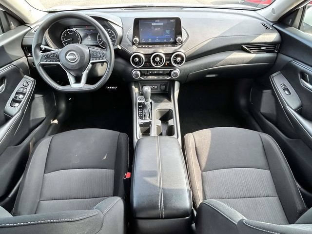 Used 2025 Nissan Sentra SV FWD image 4