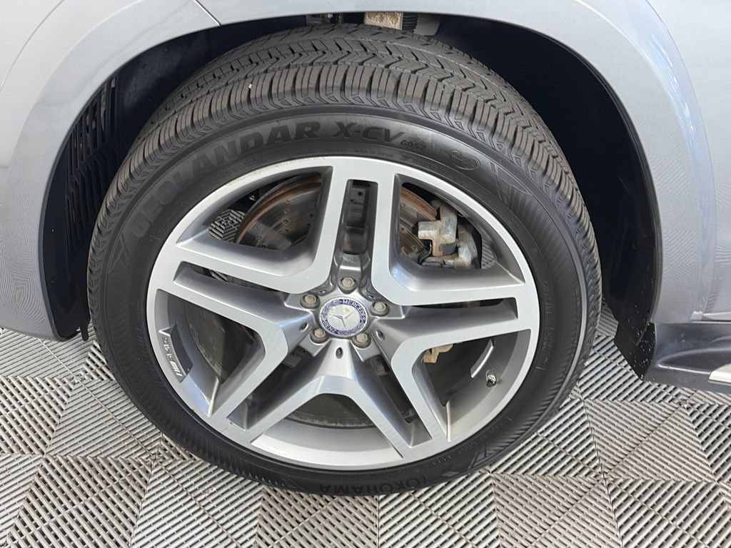 Used 2017 Mercedes-Benz GLS 550 4MATIC image 8