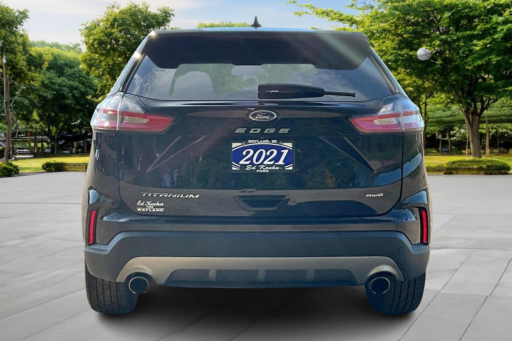 Certified 2021 Ford Edge Titanium w/ Cargo Accessory Package AWD/4WD image 4