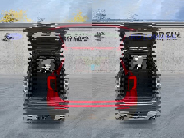 Certified 2020 Ford Explorer Platinum w/ Premium Technology Package image 16