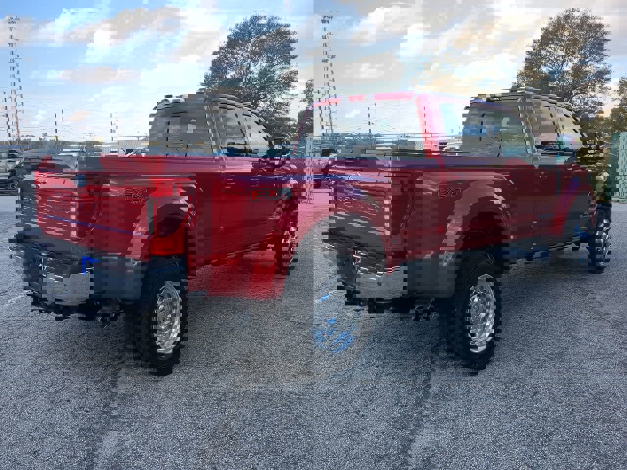 Certified 2020 Ford F450 Lariat w/ Lariat Ultimate Package image 4