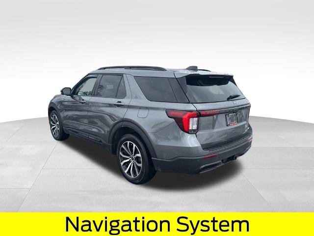 Certified 2025 Ford Explorer ST-Line image 3