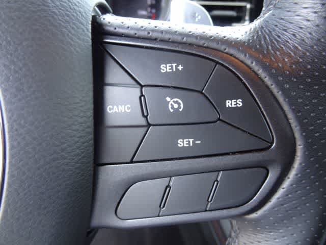 Used 2025 Dodge Durango GT RWD image 22