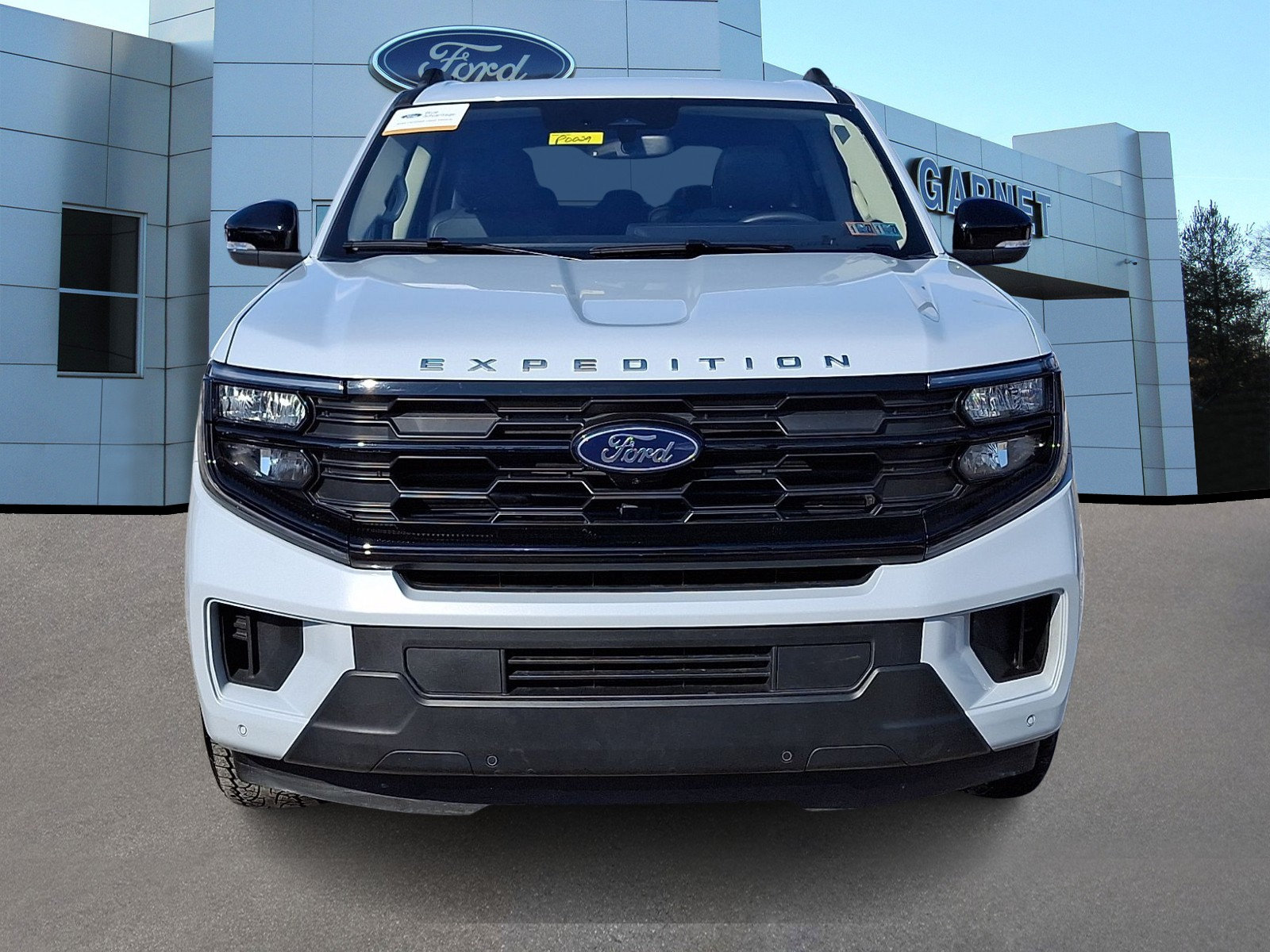 Certified 2025 Ford Expedition Active AWD/4WD image 3
