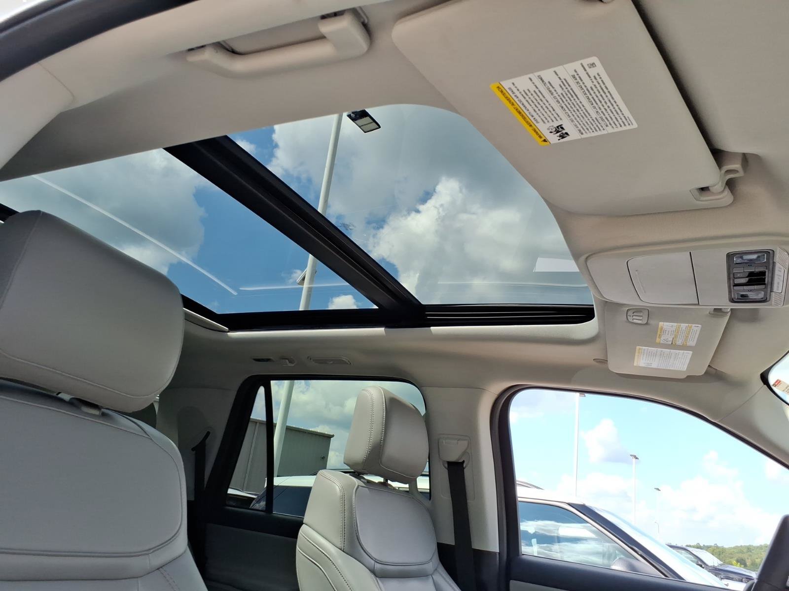 Certified 2025 Ford Expedition Active AWD/4WD image 10