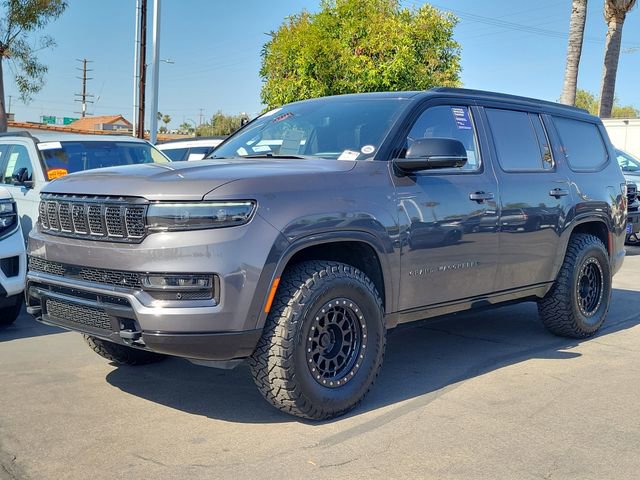 Used 2023 Jeep Grand Wagoneer Series III w/ Rear Seat Video Group 1 AWD/4WD image 34