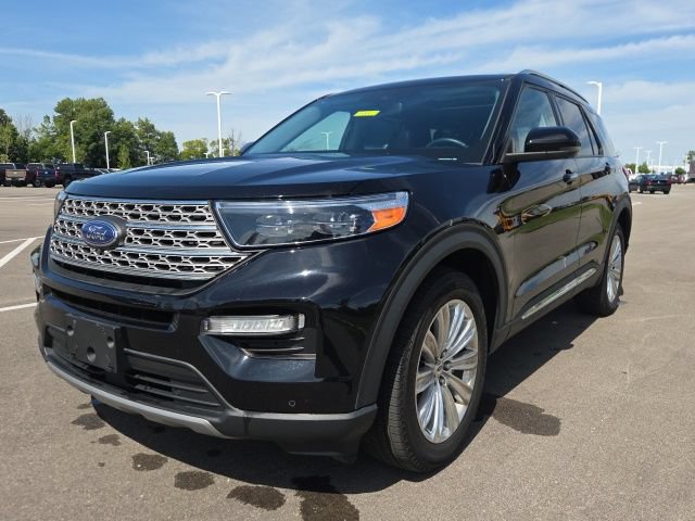 Certified 2023 Ford Explorer Limited w/ Limited Technology Package AWD/4WD image 2