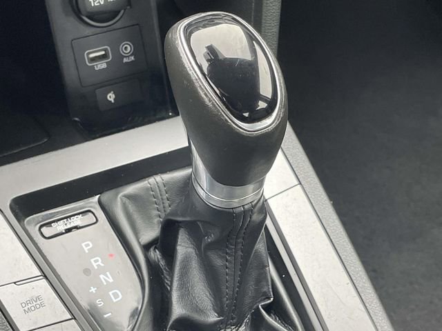 Used 2020 Hyundai Elantra Limited w/ Cargo Package (C1) image 28