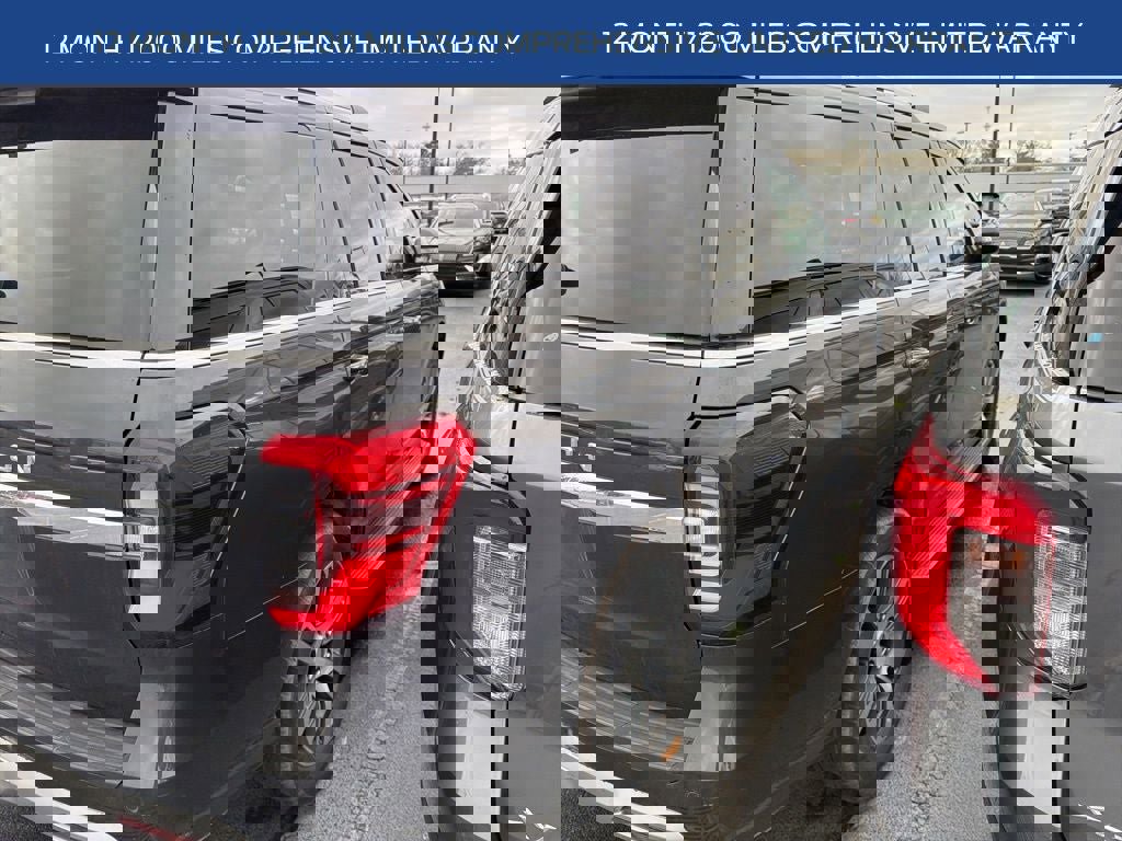 Certified 2024 Ford Expedition Limited image 5