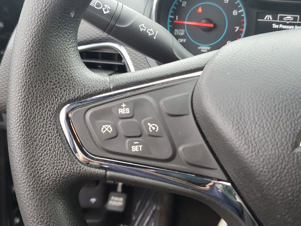 Used 2017 Chevrolet Cruze LT w/ RS Package image 16