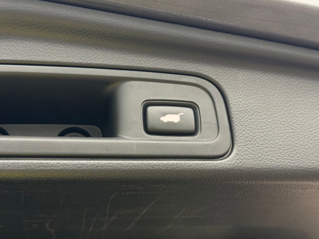 Used 2019 Honda Pilot Touring image 29