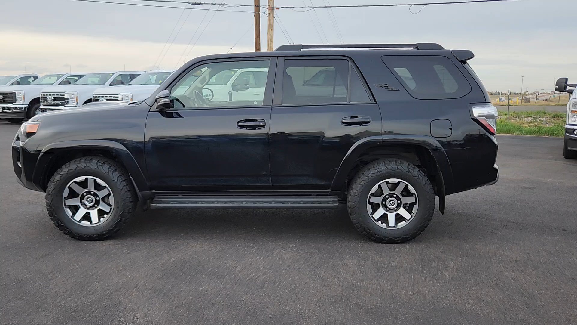 Used 2022 Toyota 4Runner TRD Off-Road Premium AWD/4WD image 3