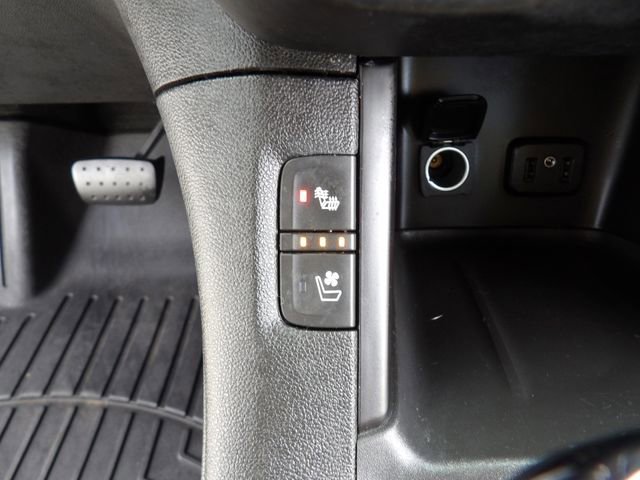 Used 2019 GMC Acadia Denali image 21