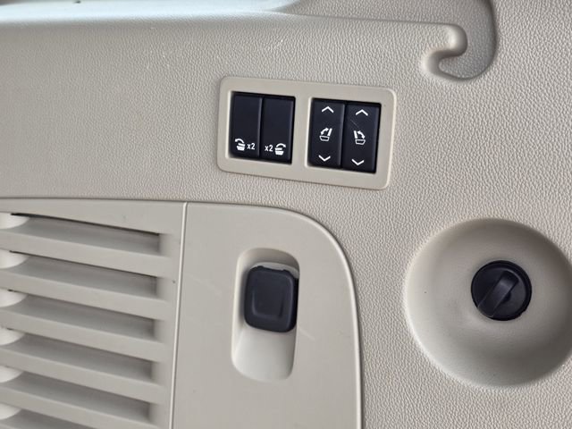 Used 2019 GMC Yukon XL Denali w/ Denali Ultimate Package image 28