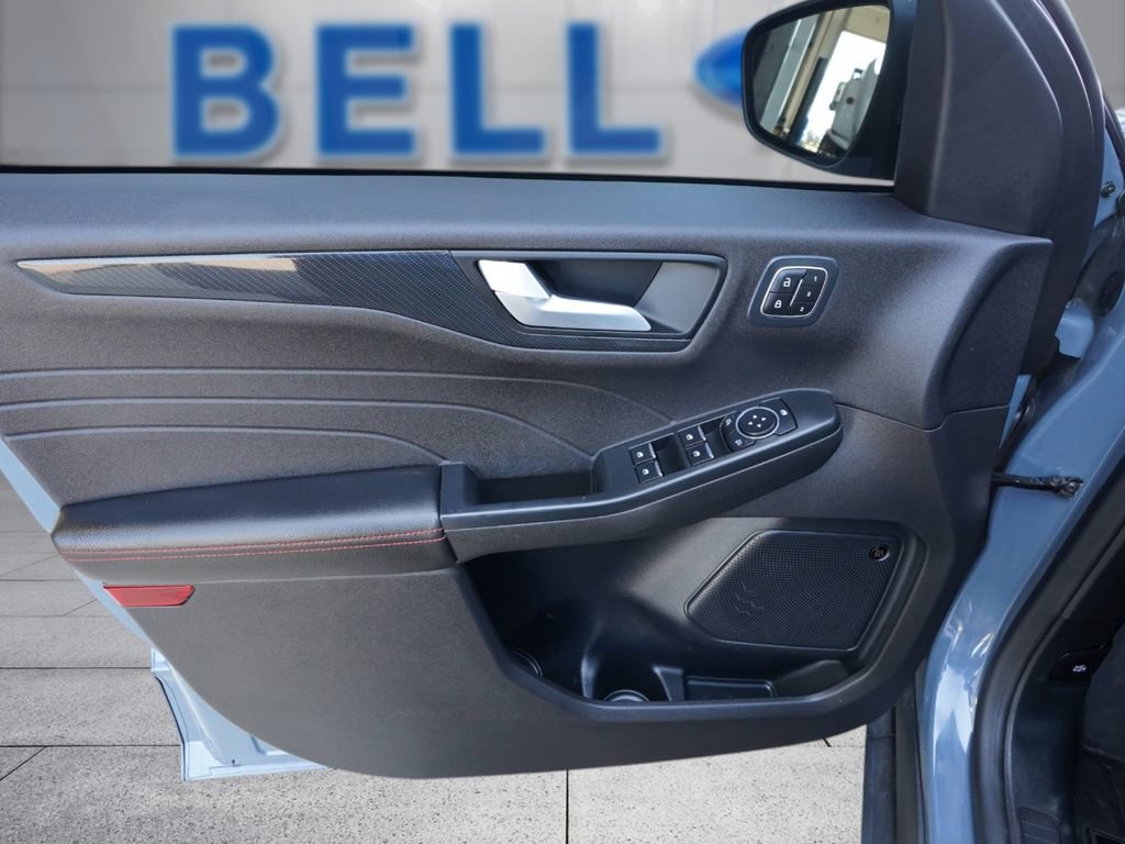 Certified 2023 Ford Escape ST-Line Elite w/ Premium Technology Package AWD/4WD image 14