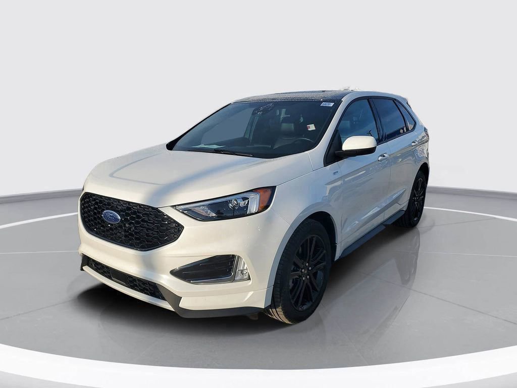 Certified 2022 Ford Edge ST-Line w/ Class II Trailer Tow Package image 2