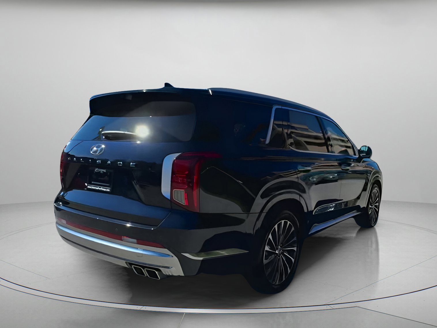 Used 2024 Hyundai Palisade Calligraphy image 19