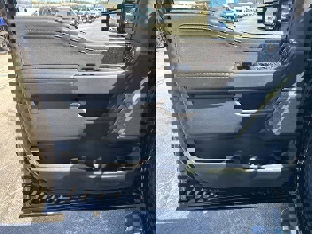 Certified 2023 Ford F350 Lariat w/ Chrome Package image 11