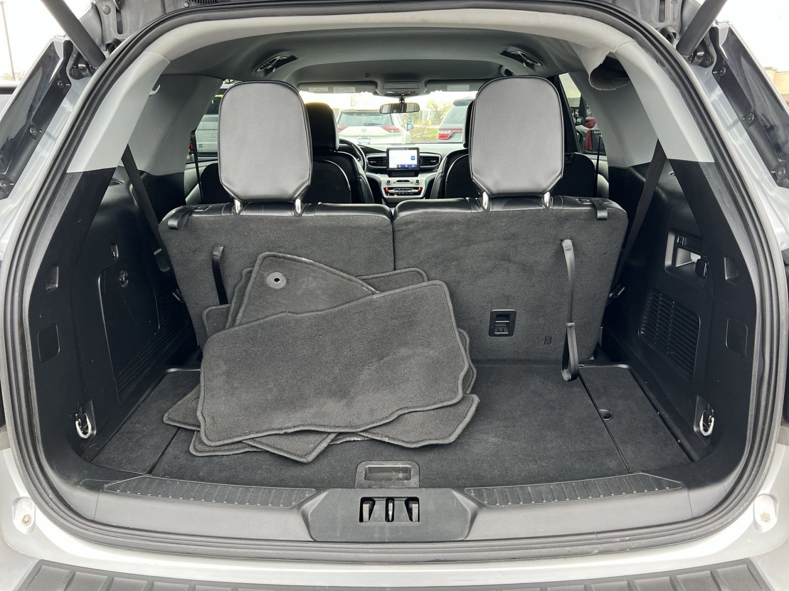 Certified 2023 Ford Explorer XLT w/ Equipment Group 202A image 25