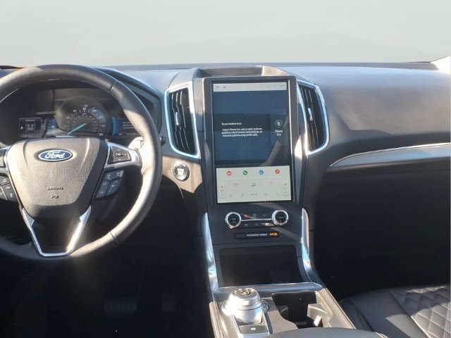 Certified 2023 Ford Edge Titanium AWD/4WD image 11