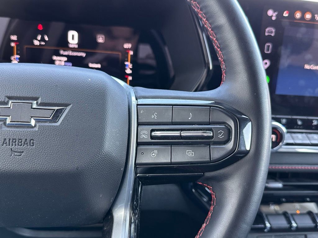 Used 2023 Chevrolet Colorado Z71 w/ Z71 Convenience Package 2 image 27