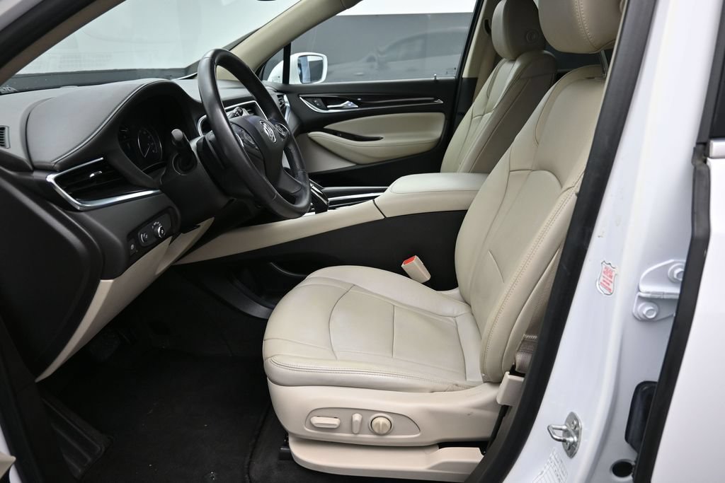 Used 2019 Buick Enclave Essence FWD image 21