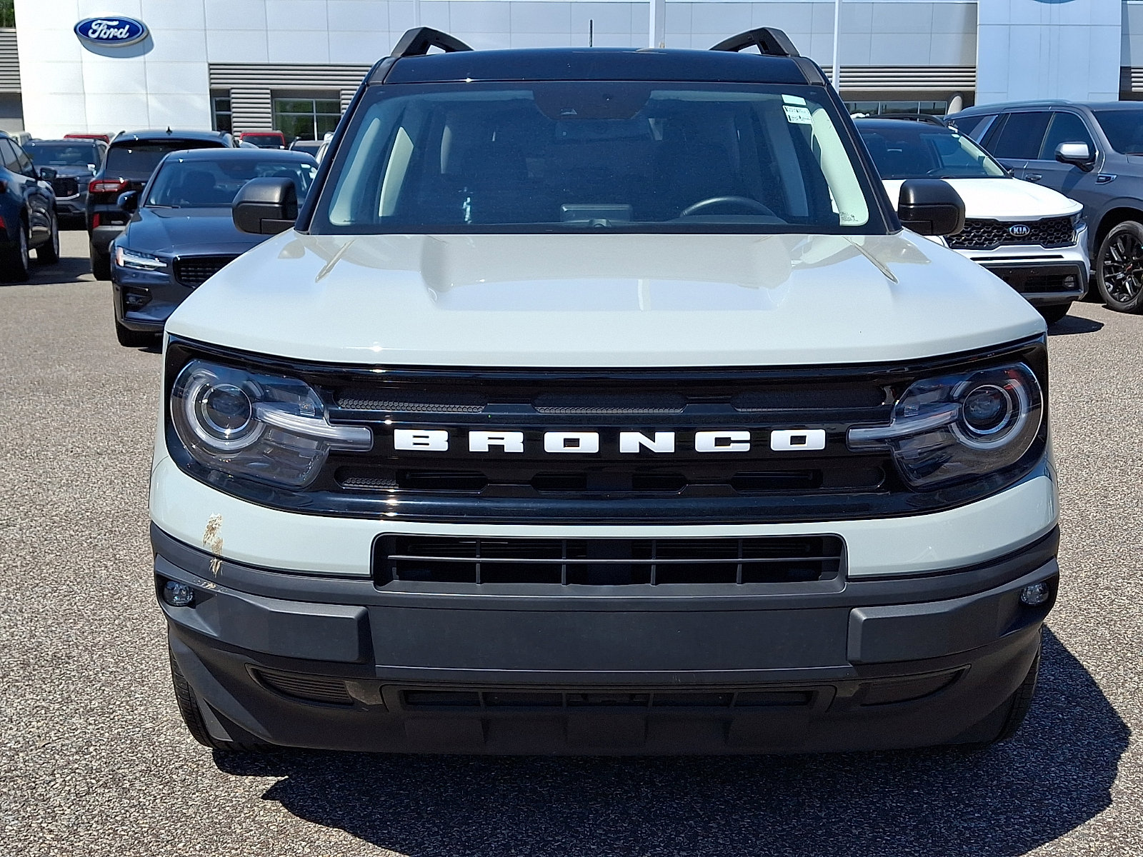 Certified 2023 Ford Bronco Sport Outer Banks w/ Tech Package AWD/4WD image 3