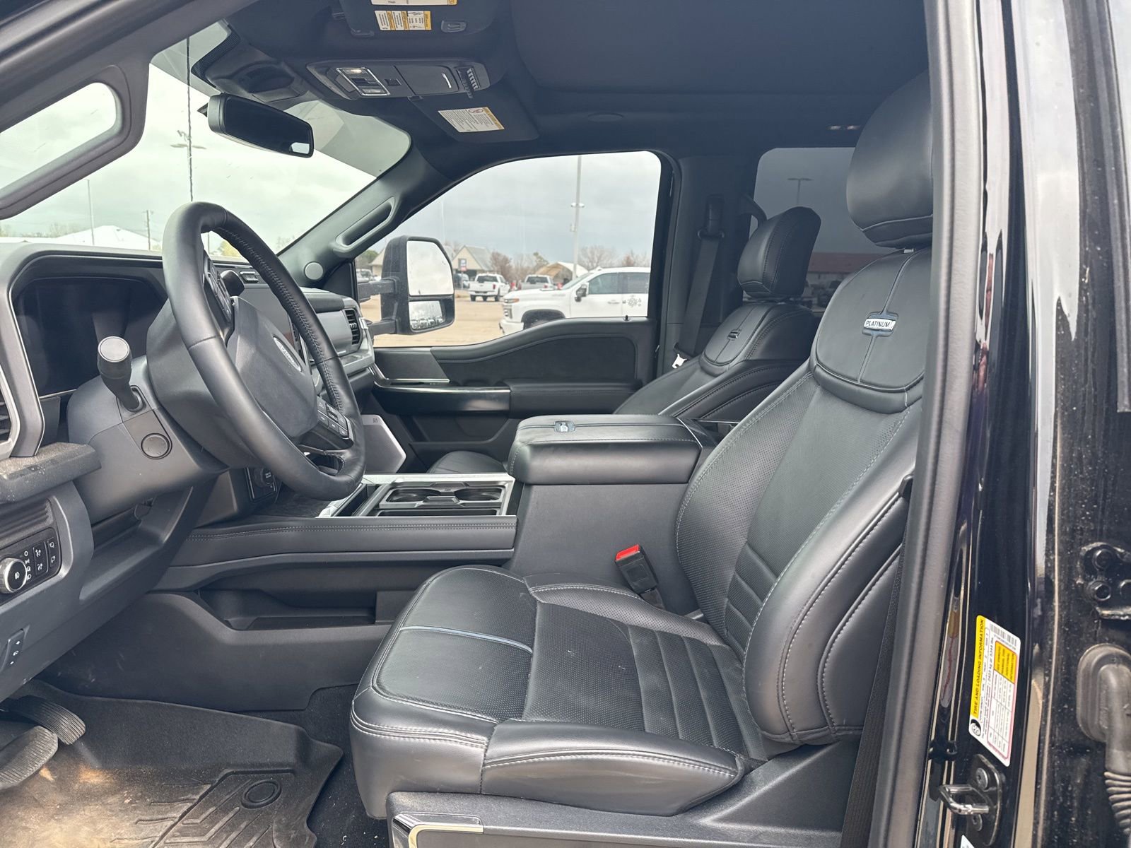 Certified 2025 Ford F350 Platinum image 11