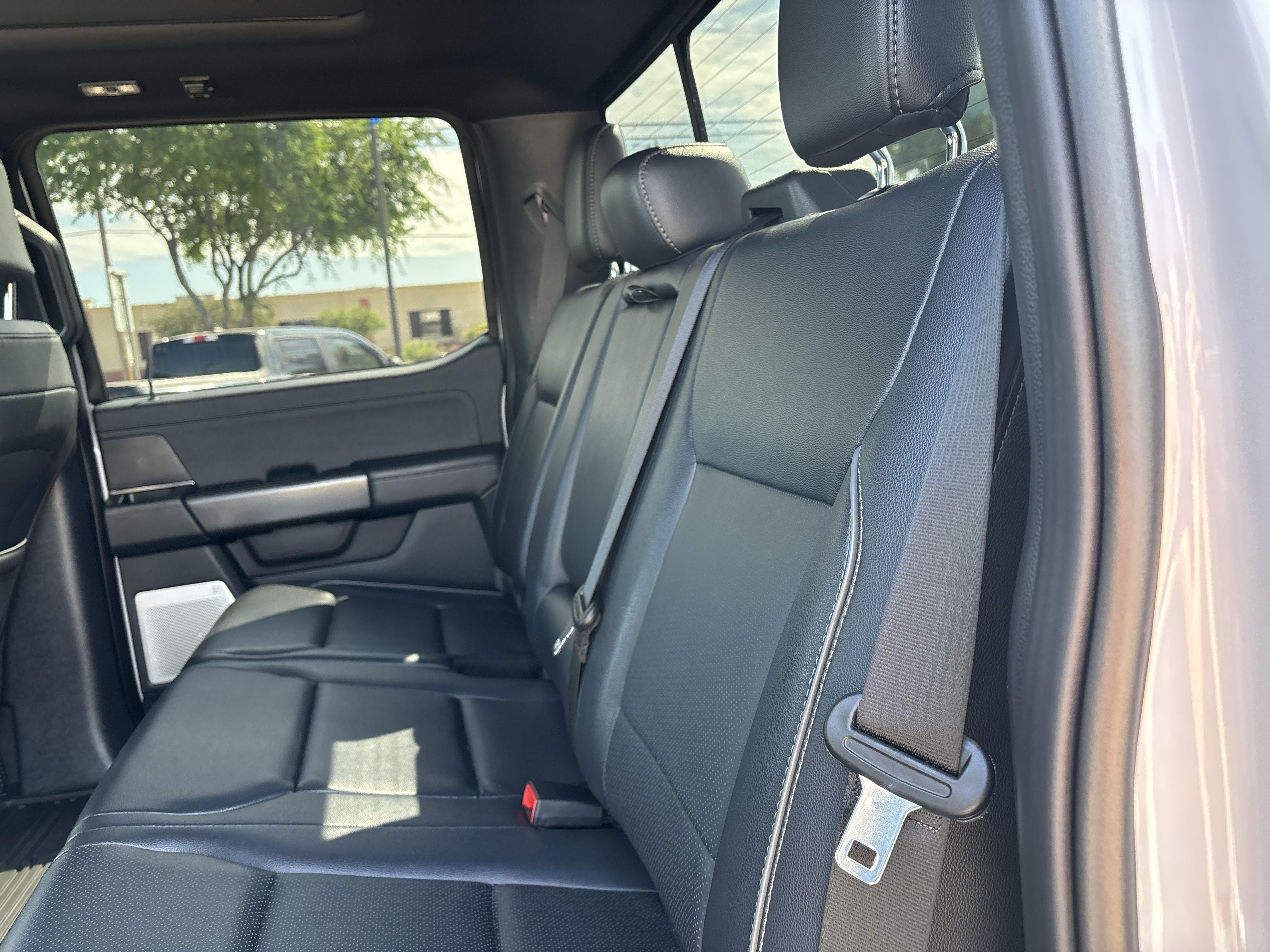 Certified 2025 Ford F150 Lariat w/ Equipment Group 502A High AWD/4WD image 15