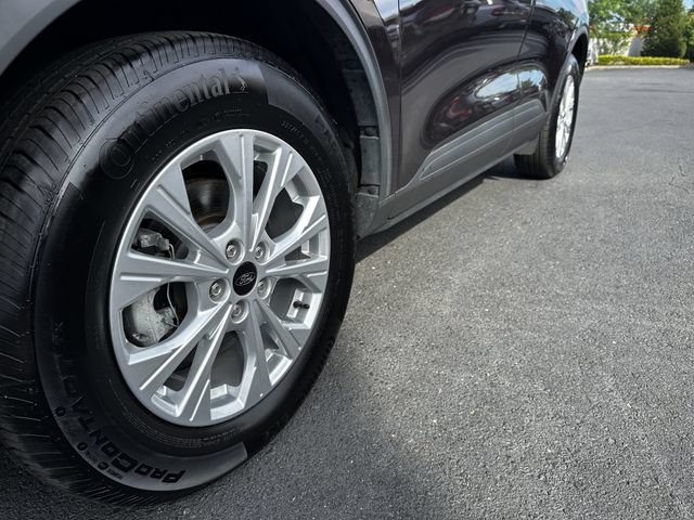 Certified 2023 Ford Escape Active AWD/4WD image 12