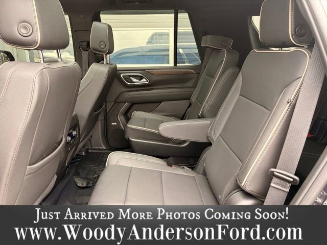 Used 2024 Chevrolet Tahoe Premier w/ Premium Package image 9