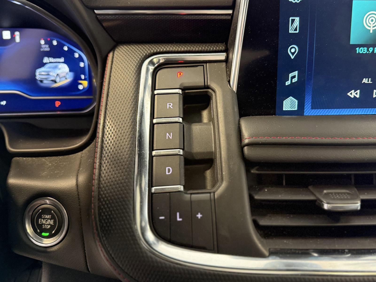 Used 2022 Chevrolet Tahoe RST w/ Luxury Package image 17