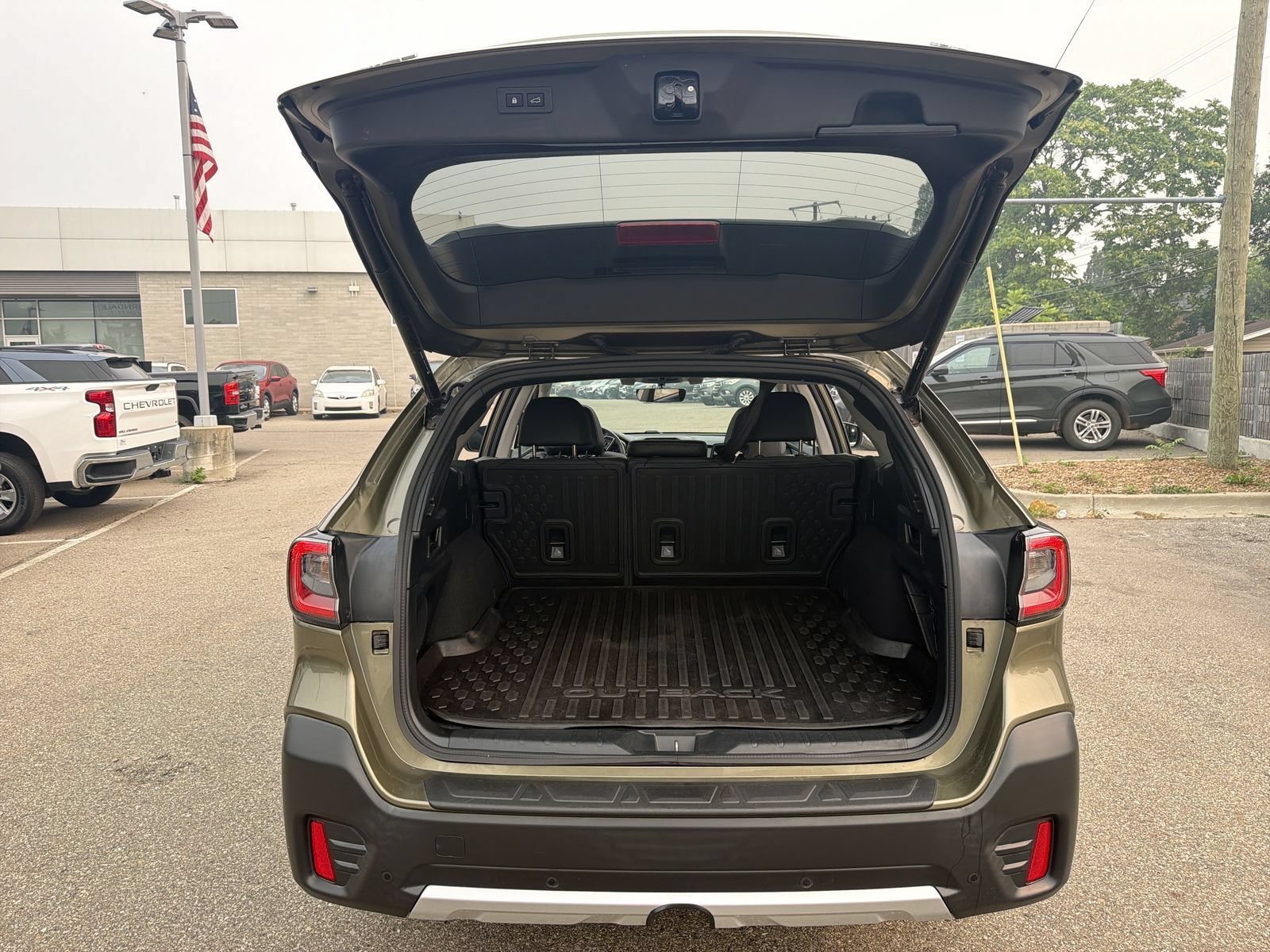 Used 2022 Subaru Outback Limited AWD/4WD image 37