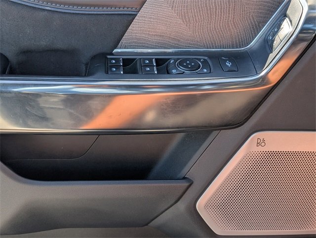 Certified 2025 Ford F450 Platinum w/ FX4 Off-Road Package image 25