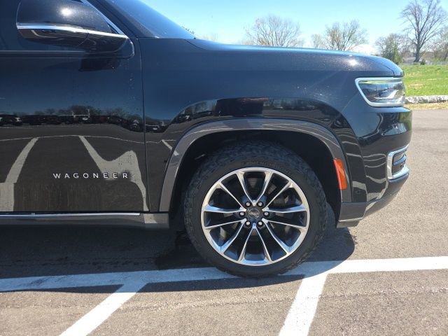 Used 2022 Jeep Wagoneer Series III w/ Premium Group I image 11