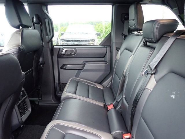 Certified 2025 Ford Bronco Outer Banks AWD/4WD image 19