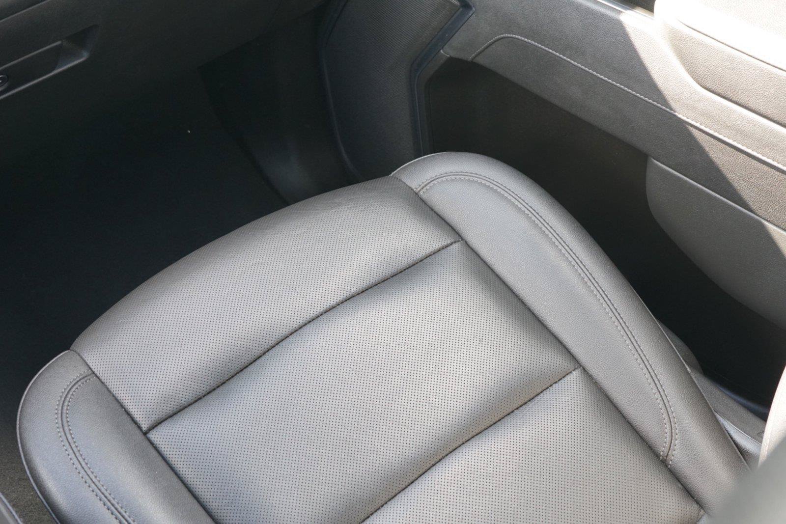 Used 2025 GMC Sierra 1500 SLT RWD image 26