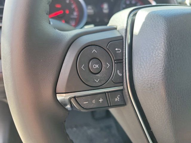 Used 2020 Toyota Camry XSE FWD image 24