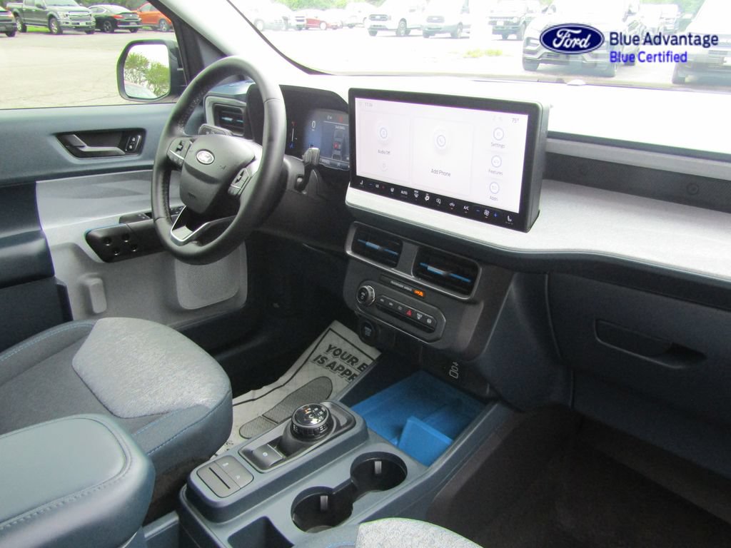 Certified 2025 Ford Maverick XLT w/ XLT Luxury Package AWD/4WD image 38