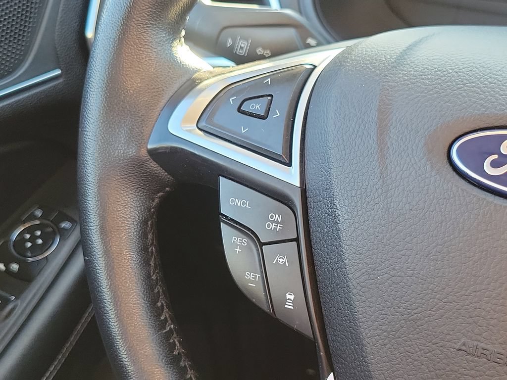 Certified 2023 Ford Edge Titanium AWD/4WD image 13