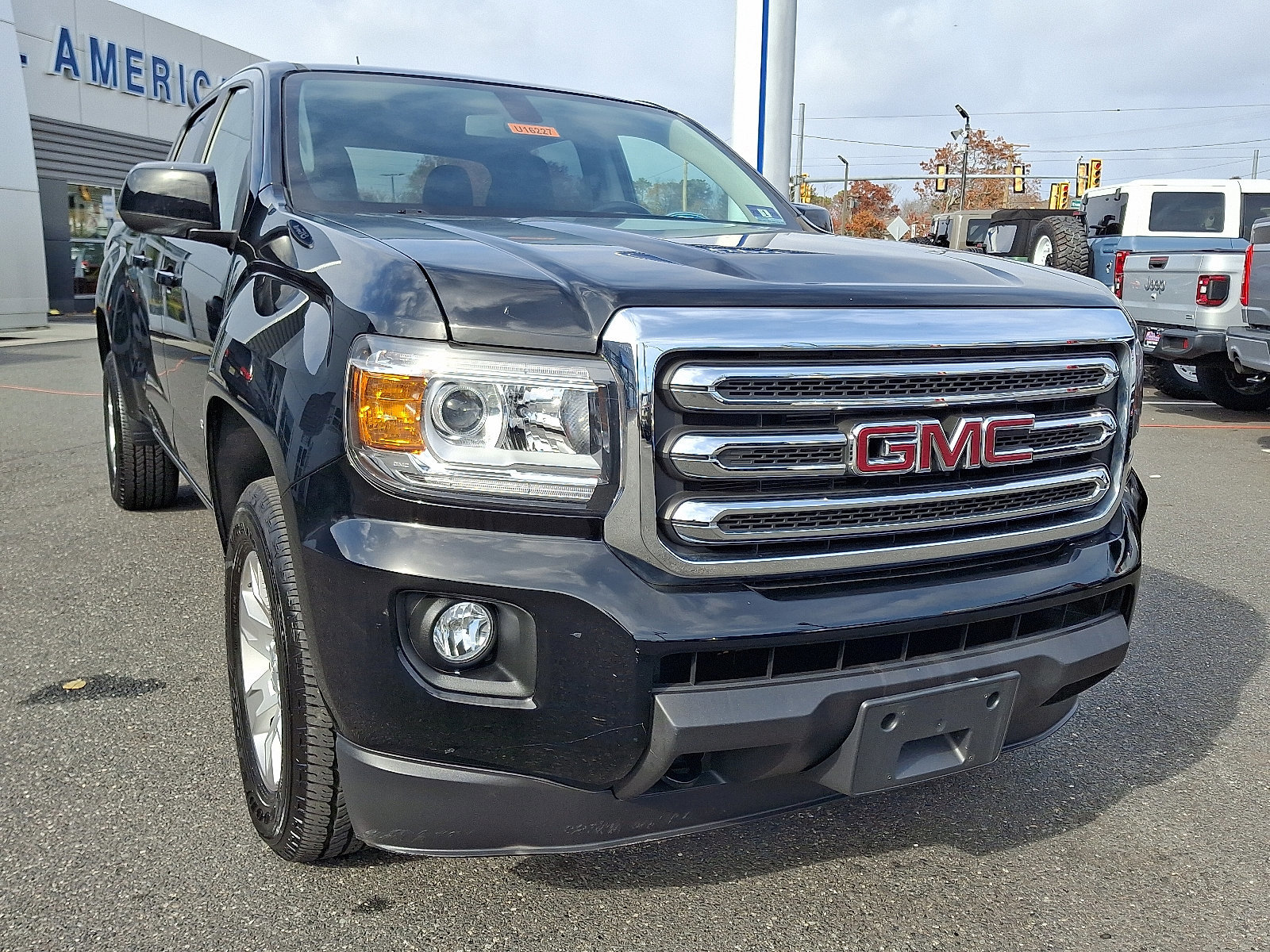 Used 2017 GMC Canyon SLE w/ Trailering Package image 2