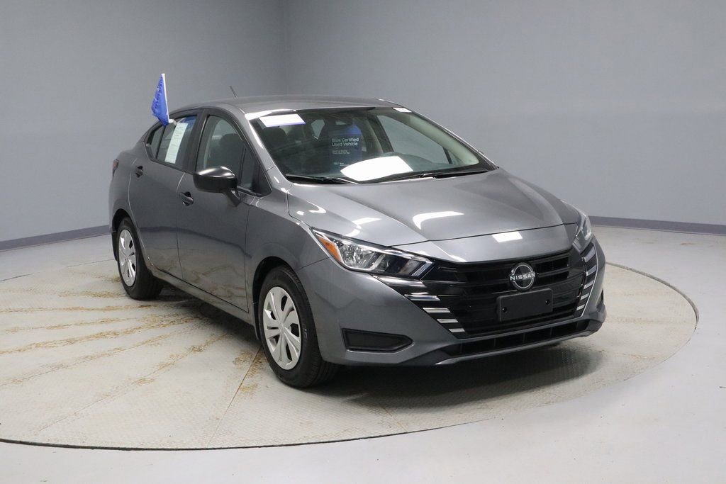 Used 2024 Nissan Versa S w/ Trunk Package