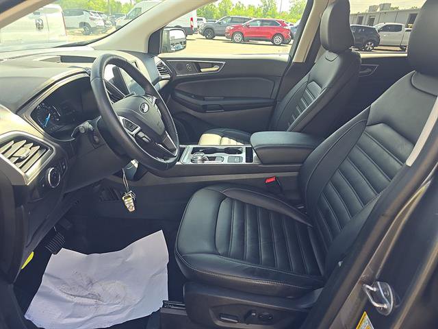 Certified 2024 Ford Edge SEL w/ Convenience Package AWD/4WD image 11