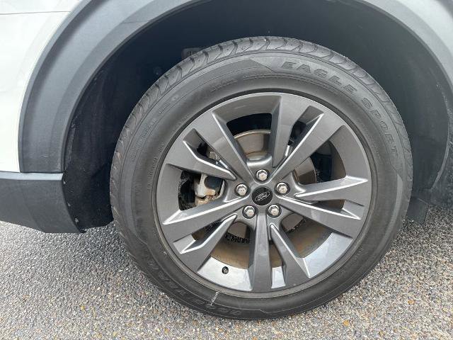 Certified 2021 Ford Explorer XLT w/ Equipment Group 202A RWD image 9